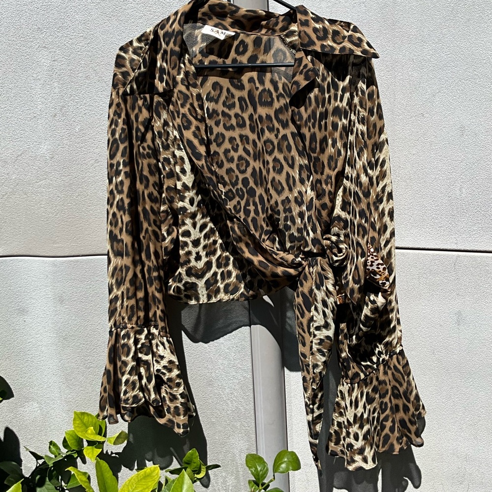 Vintage Neutral Leopard Print Long Sleeve Blouse WOmens Sz S Made in USA - Picture 2 of 16